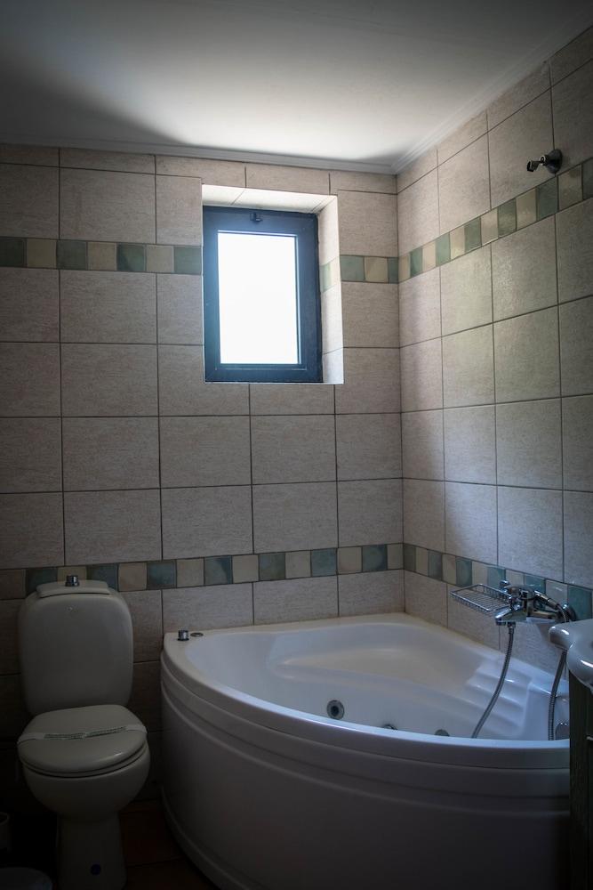 Niriides Villas Old Listing Херсониссос Экстерьер фото